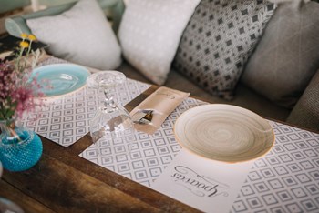 Το εστιατόριό μας / Our Restaurant