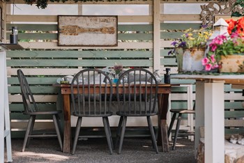 Το εστιατόριό μας / Our Restaurant